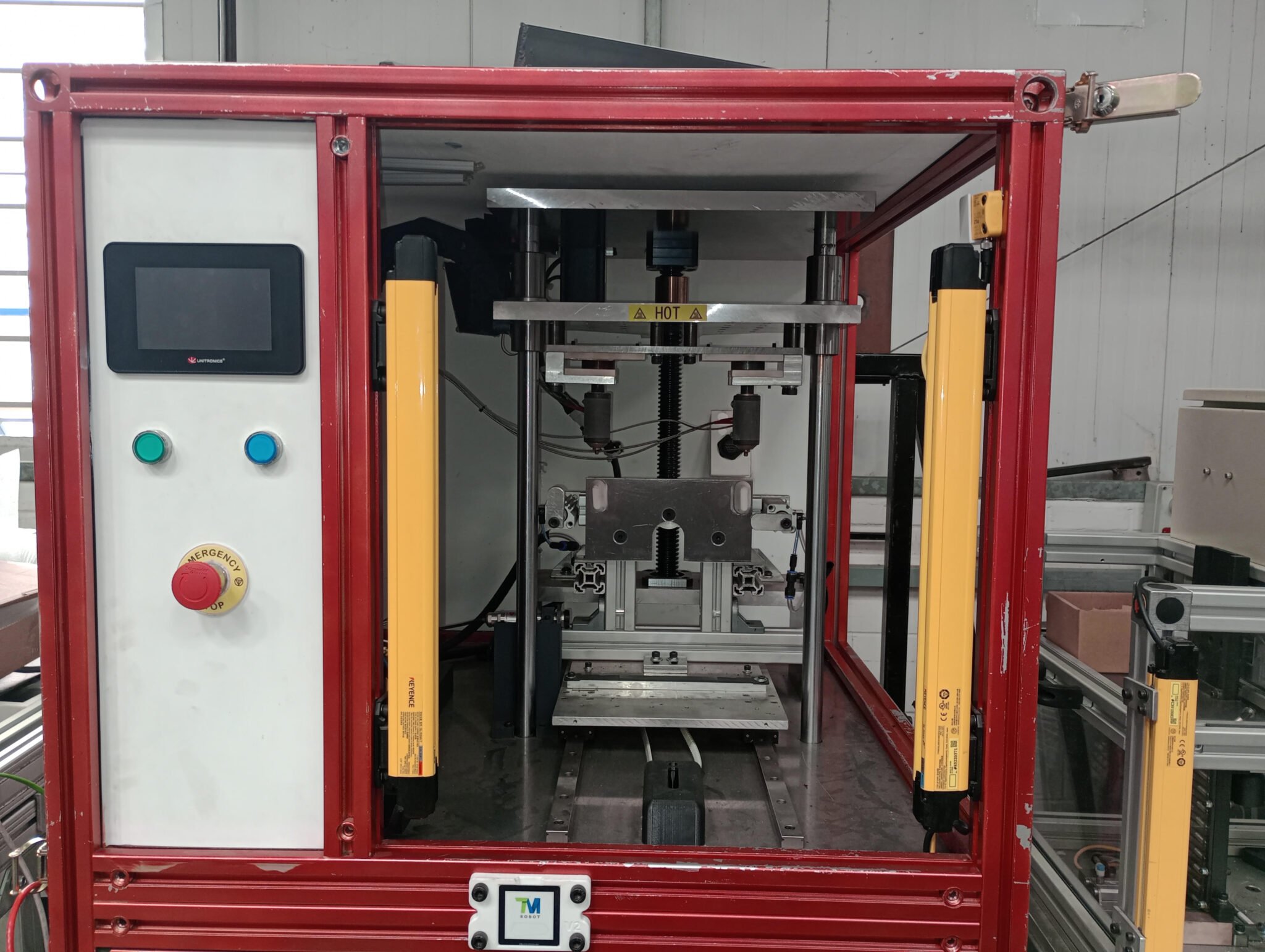 Rutland Plastics using Unitronics to improve production performance